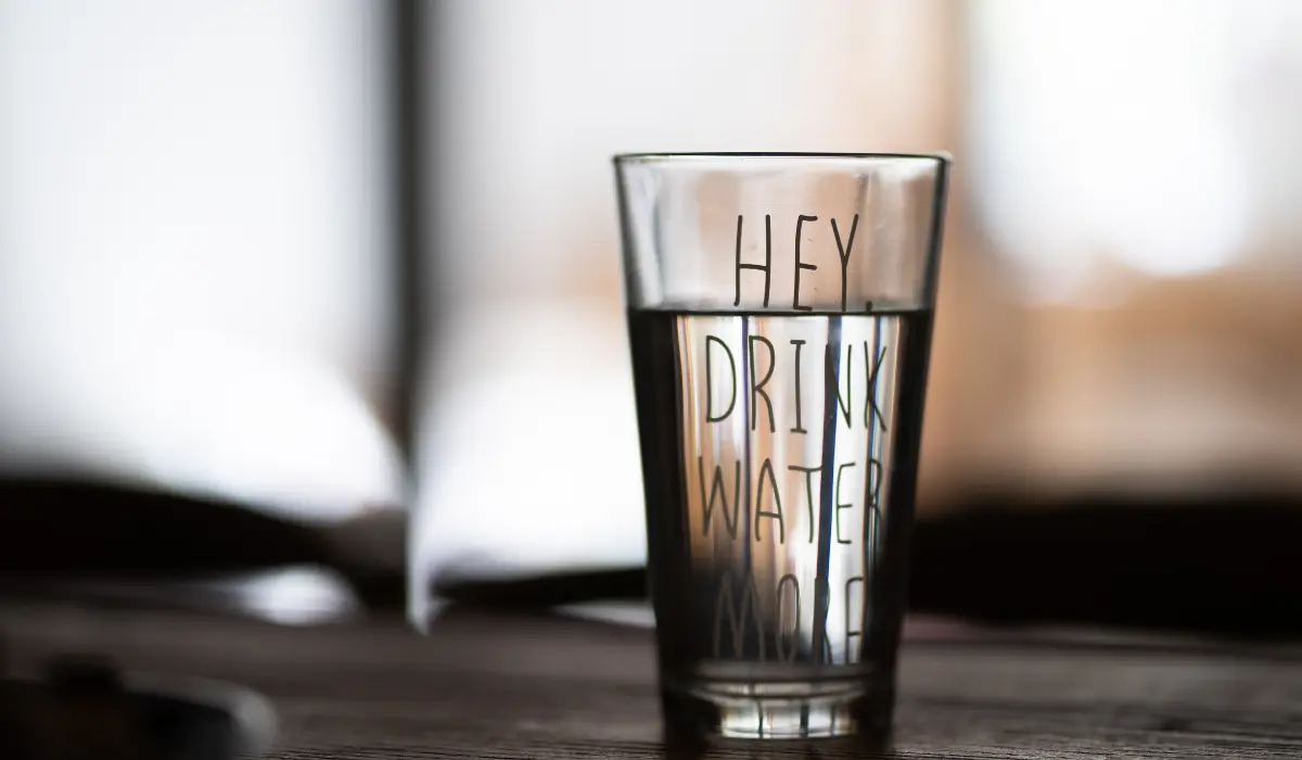 Can Being Dehydrated Cause High Blood Pressure? Causes and Signs