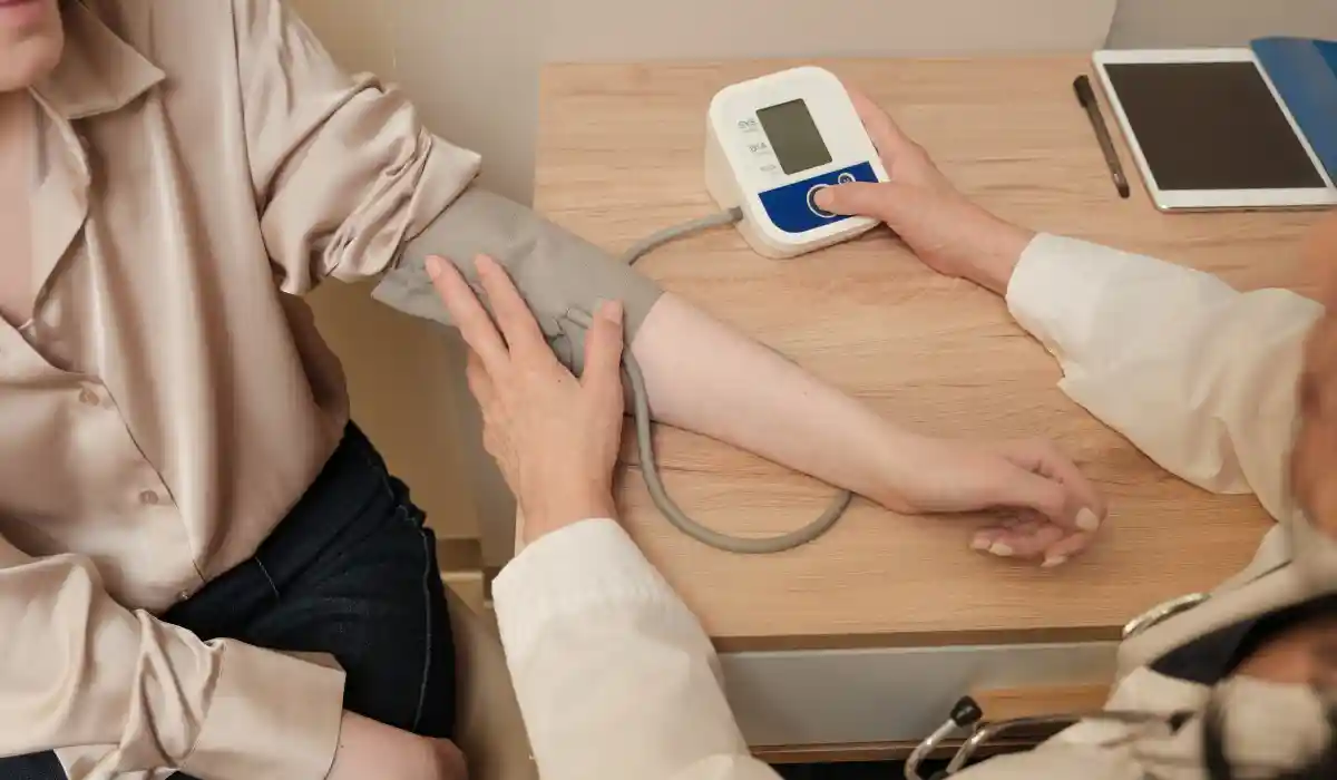 Does High Cholesterol Cause High Blood Pressure